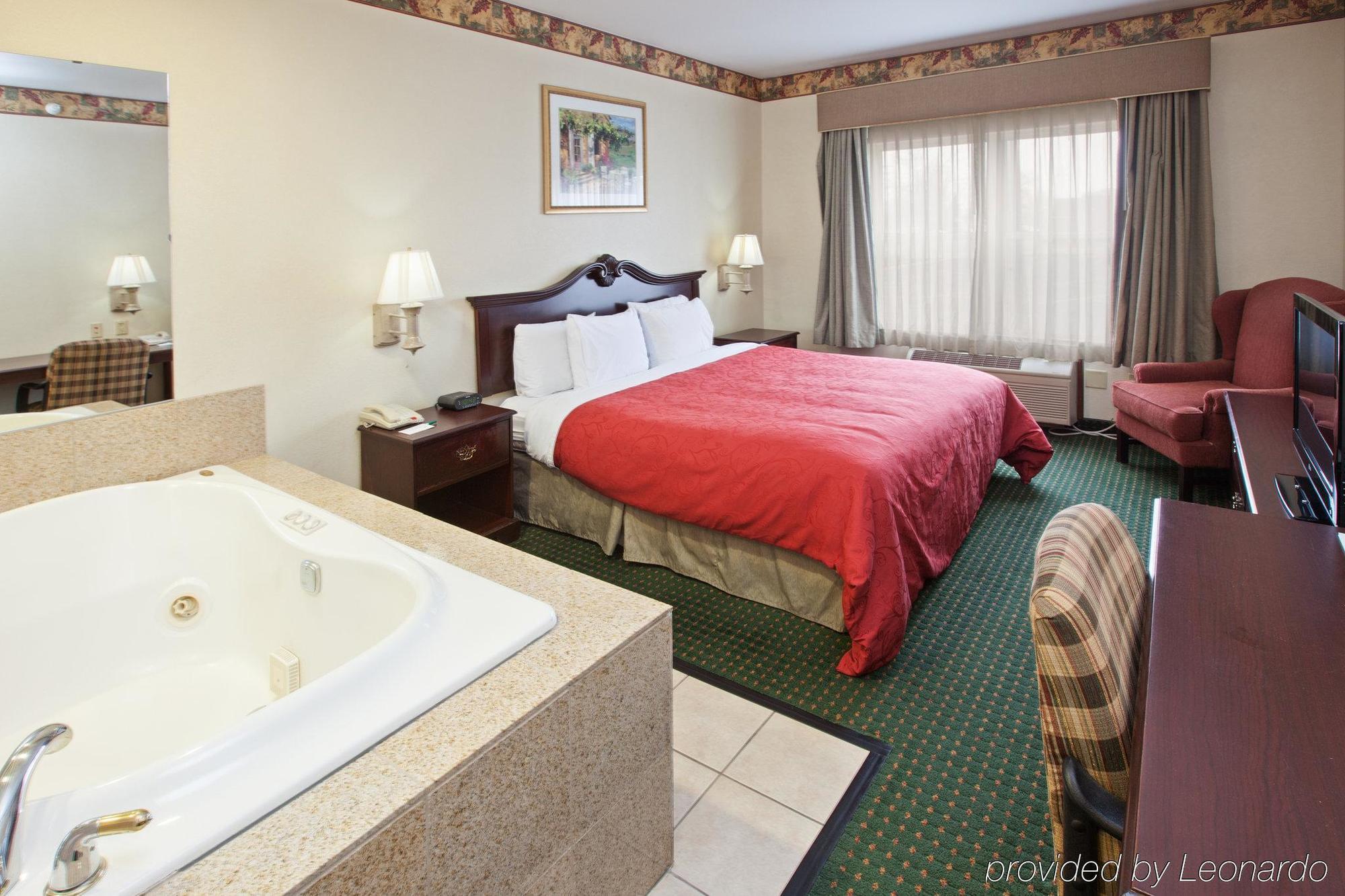 Country Inn & Suites By Radisson, Elkhart North, In Bagian luar foto