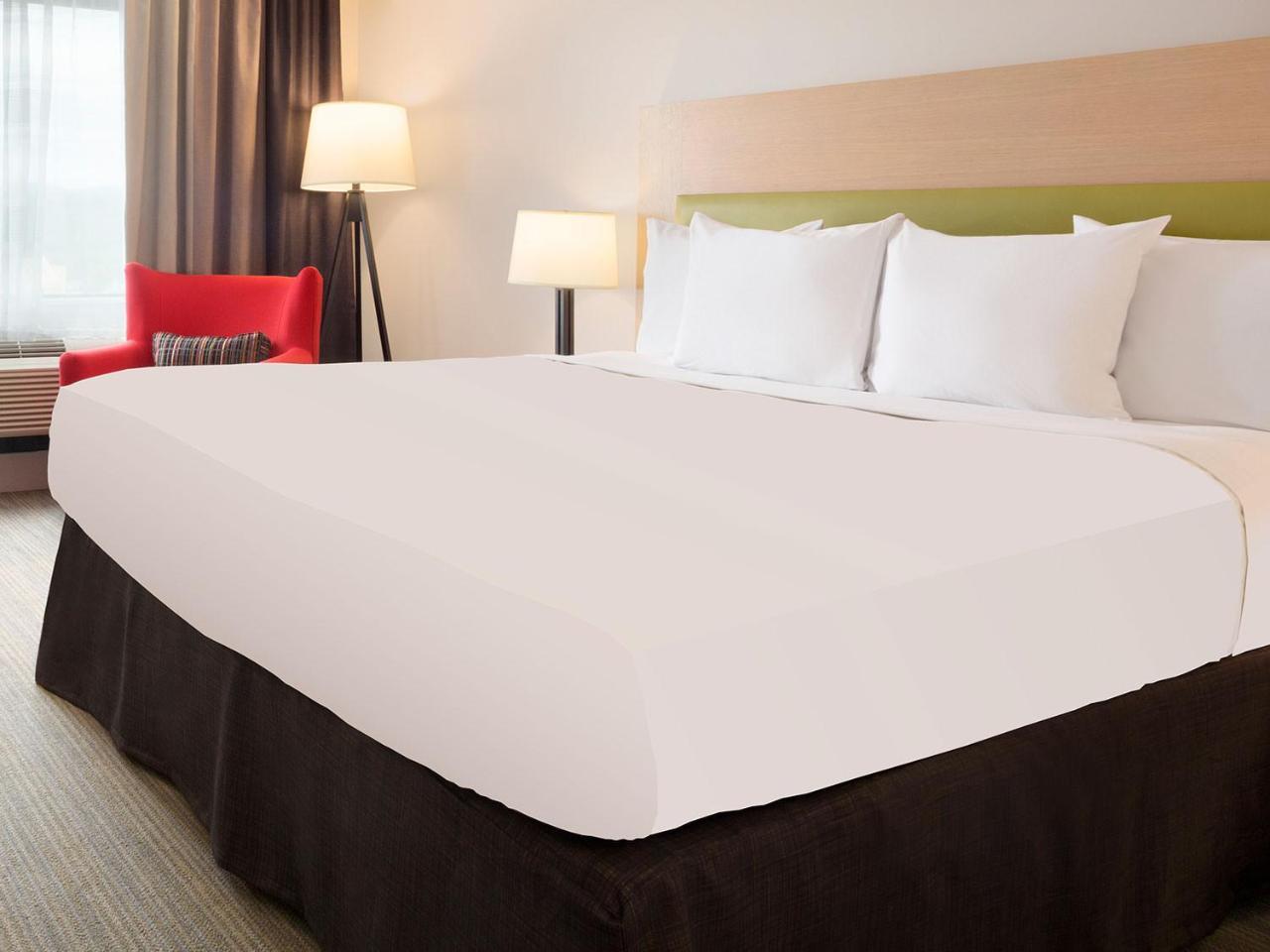 Country Inn & Suites By Radisson, Elkhart North, In Bagian luar foto