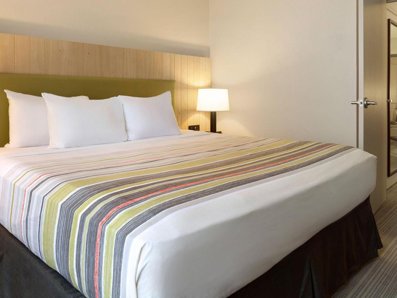 Country Inn & Suites By Radisson, Elkhart North, In Bagian luar foto